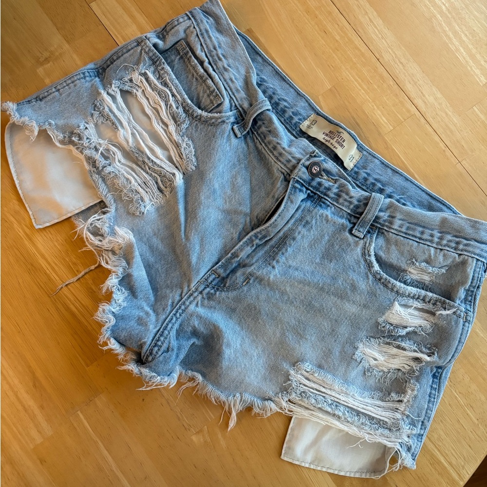 Hollister Vintage Short High Rise Jeans